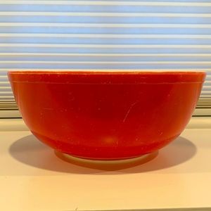 PYREX vintage glass mixing bowl